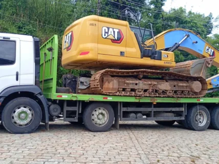 Como funciona o transporte de máquinas pesadas para obras 3 transporte de máquinas pesadas para obras