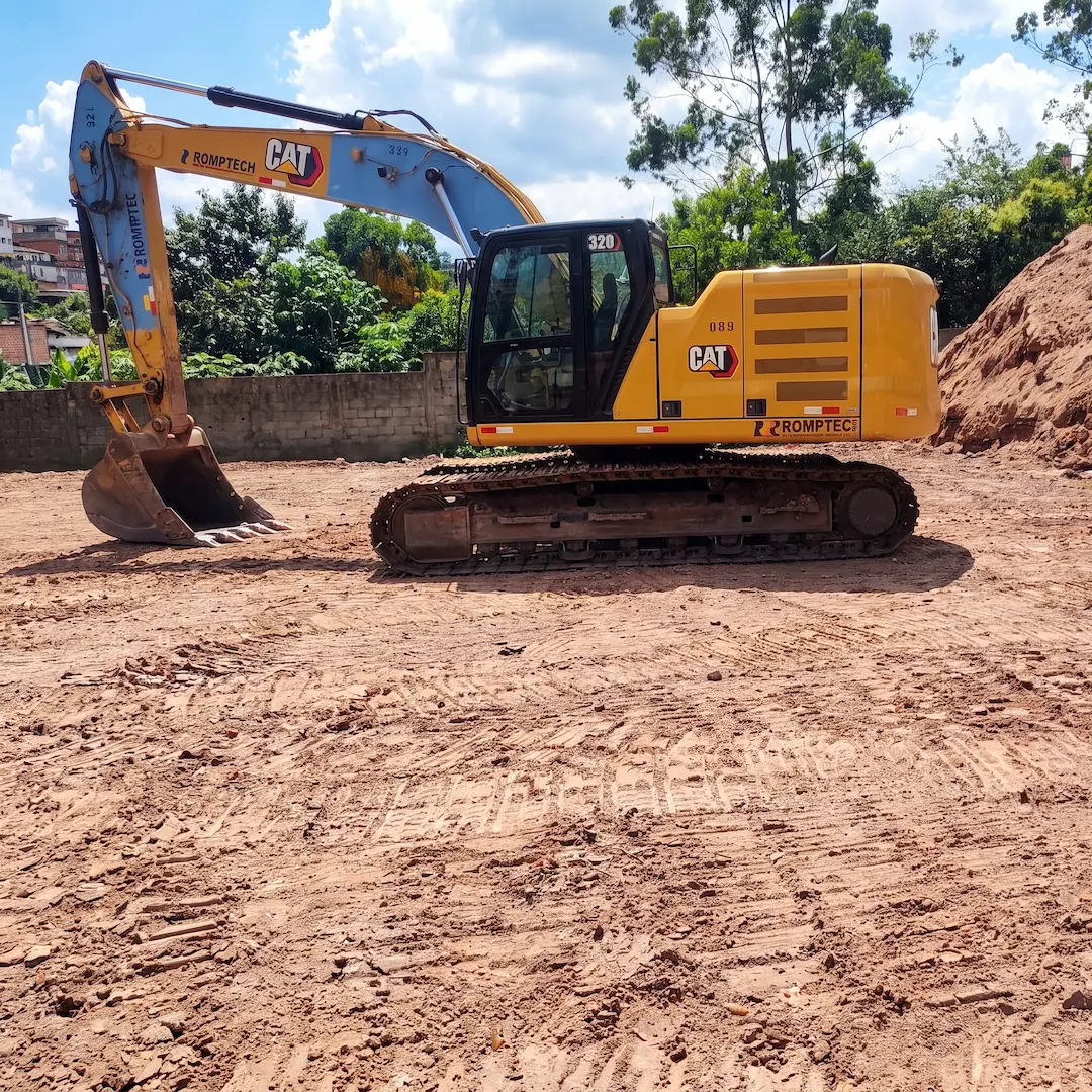 locacao de escavadeiras romptec