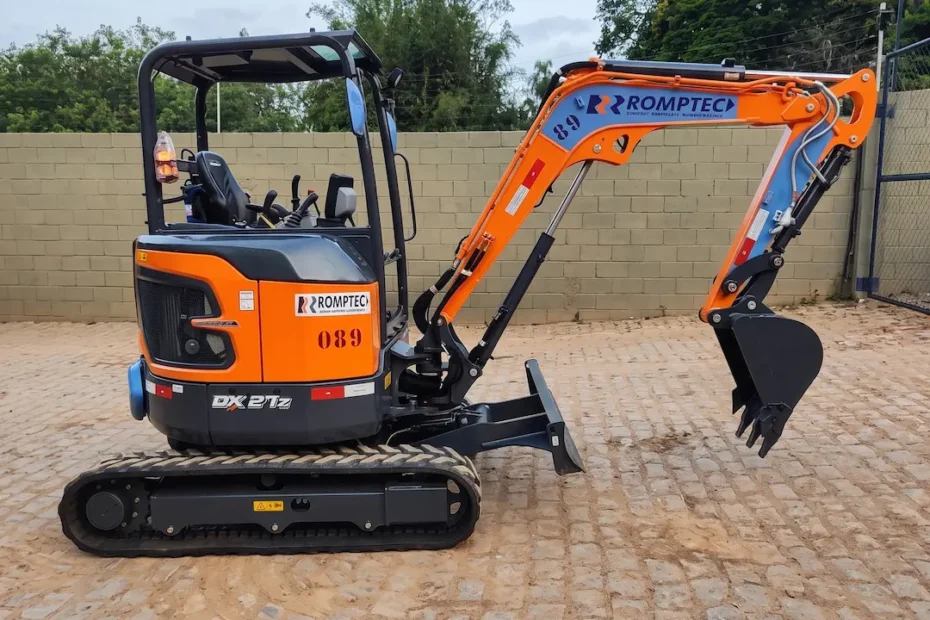 Aluguel de Escavadeira Pequena 4 Locação de mini escavadeira da romptec