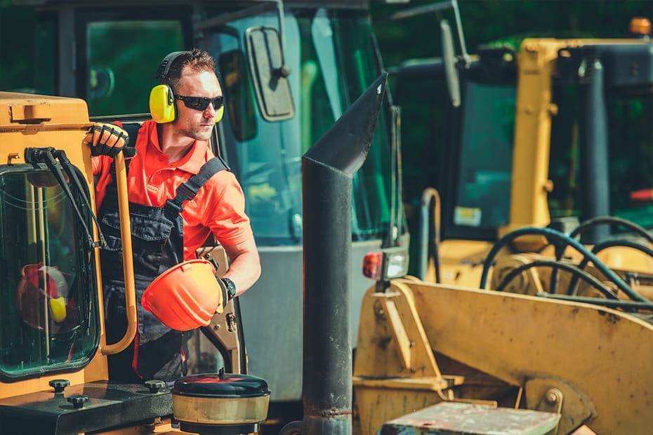 O papel dos operadores na performance das máquinas pesadas